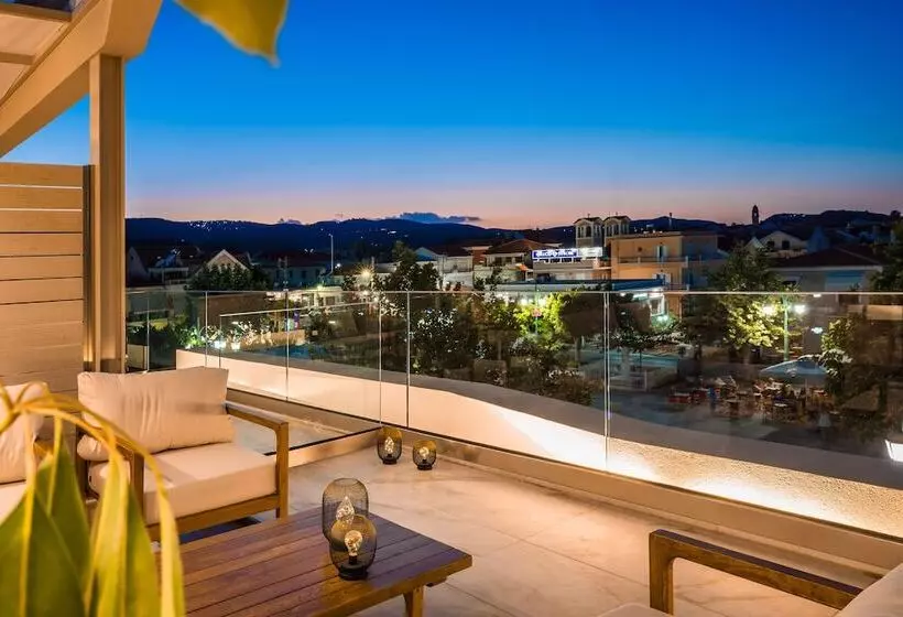 Hotelli Piazza Suites