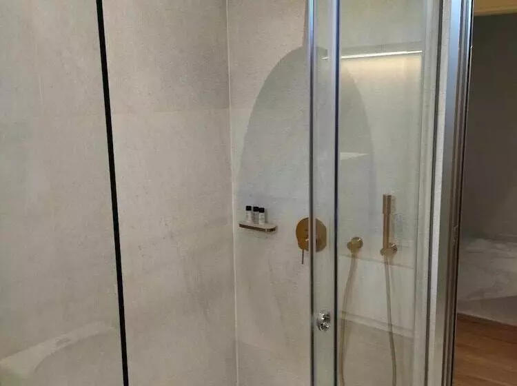 Hotelli Piazza Suites