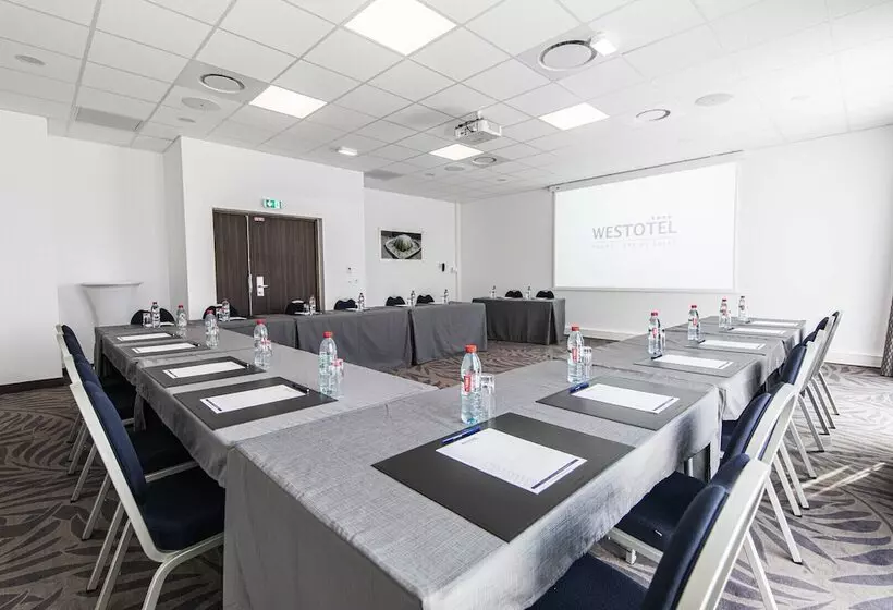Westotel Taverny   Paris Val D Oise