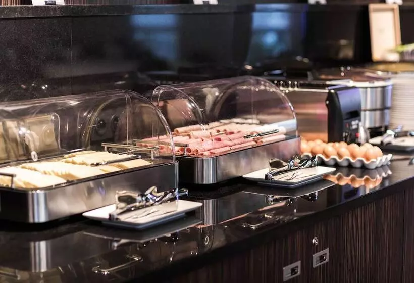 Westotel Taverny   Paris Val D Oise