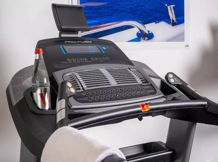 Westotel Taverny   Paris Val D Oise