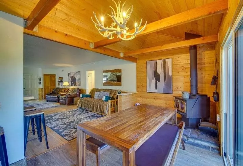 1 Mi To Lake: Home W/ Hot Tub & Gazebo In Big Bear