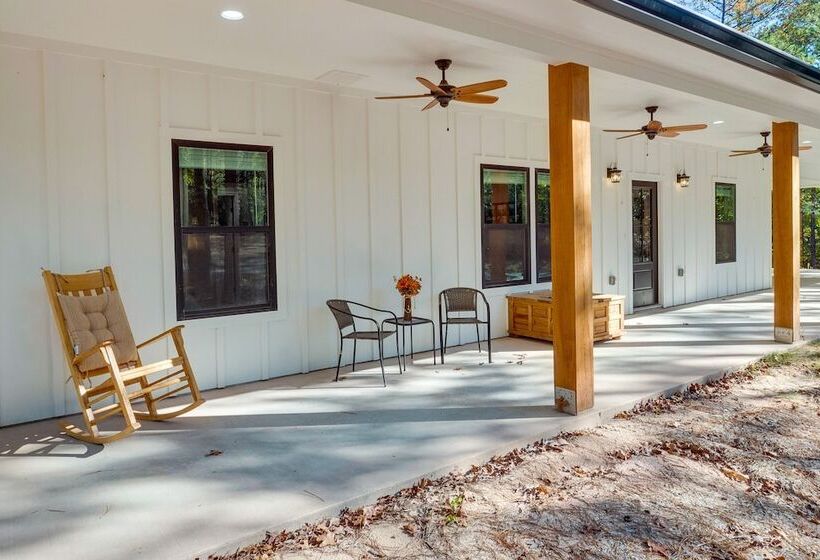 Home W/ Pool Access: Fishing At Lake Sam Rayburn!