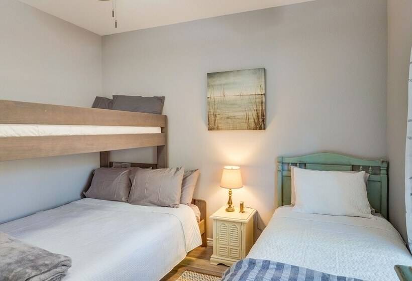 Home W/ Pool Access: Fishing At Lake Sam Rayburn!