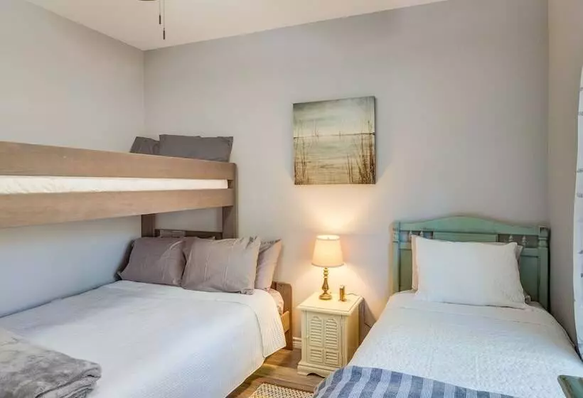 Home W/ Pool Access: Fishing At Lake Sam Rayburn!