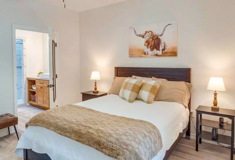 Home W/ Pool Access: Fishing At Lake Sam Rayburn!