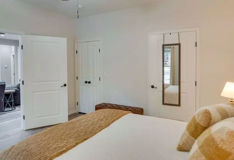 Home W/ Pool Access: Fishing At Lake Sam Rayburn!