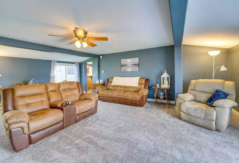 Lake White Cloud Home With Fire Pit!