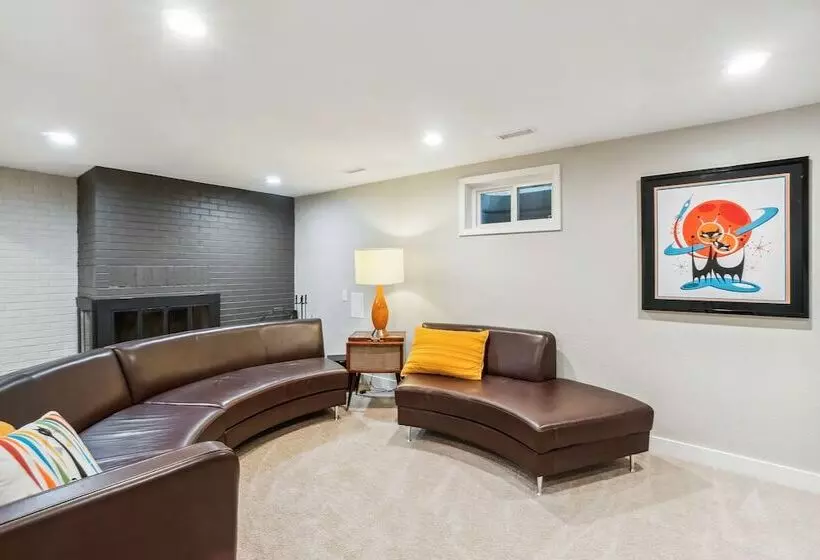 Lovely Centennial Home 1 Mi To Southglenn Mall!