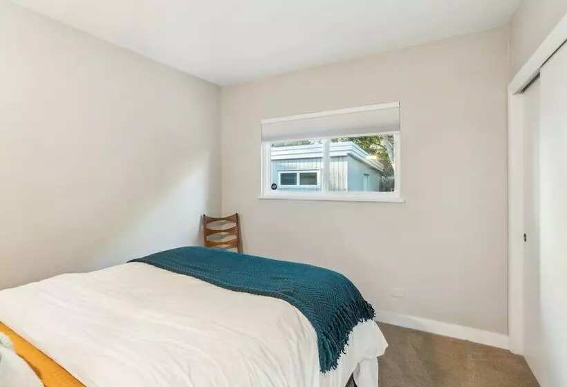 Lovely Centennial Home 1 Mi To Southglenn Mall!