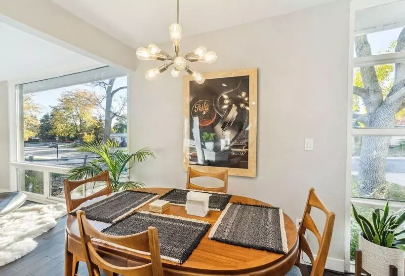 Lovely Centennial Home 1 Mi To Southglenn Mall!