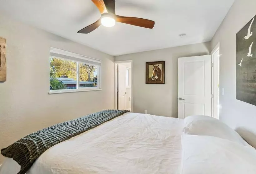 Lovely Centennial Home 1 Mi To Southglenn Mall!