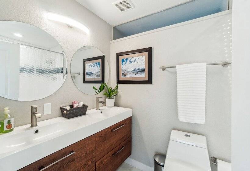 Lovely Centennial Home   1 Mi To Southglenn Mall!