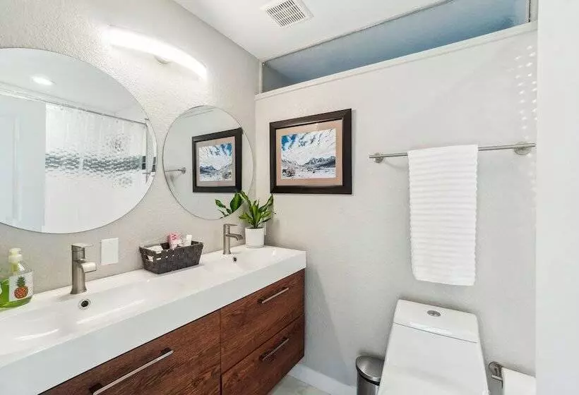 Lovely Centennial Home 1 Mi To Southglenn Mall!