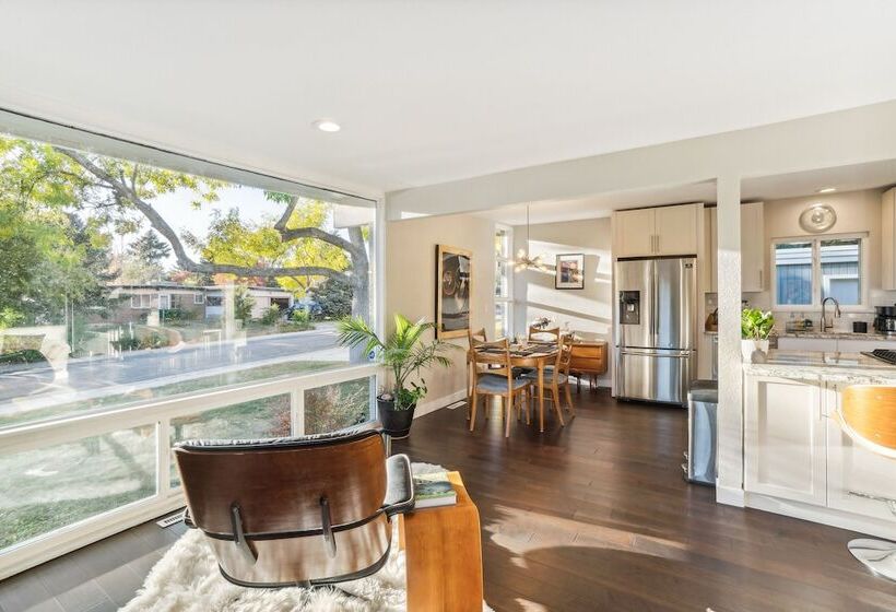 Lovely Centennial Home   1 Mi To Southglenn Mall!