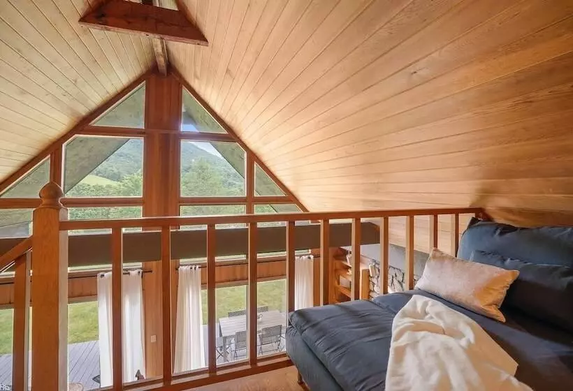 Modern Mountain Cabin By Avantstay Hot Tub
