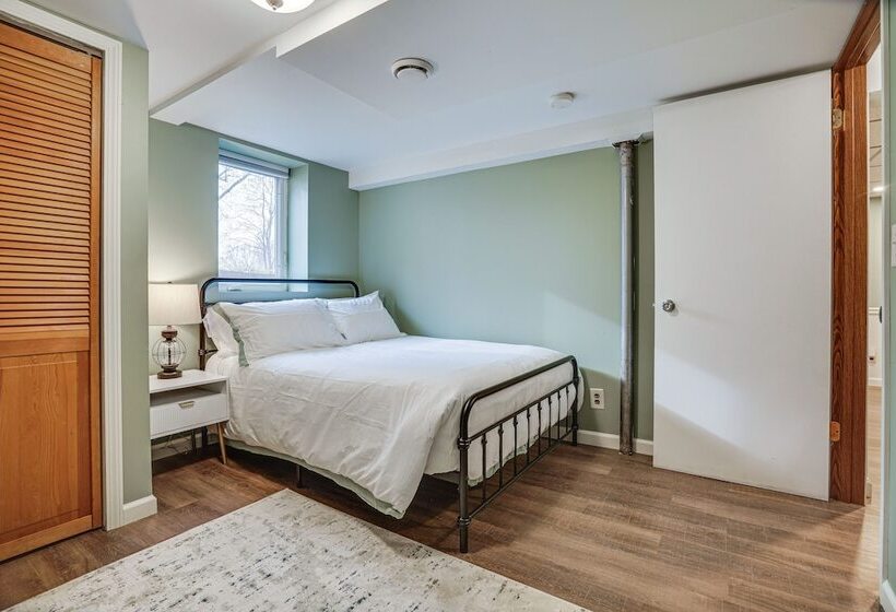 Oakdale Home W/ Deck   7 Mi To Downtown St Paul!