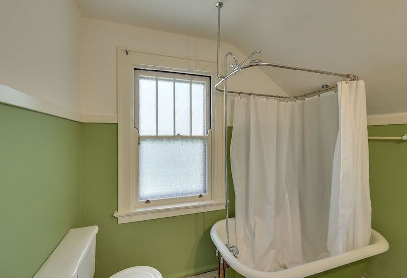 10 Mi To Downtown Cincinnati: Home W/ Fire Pit!