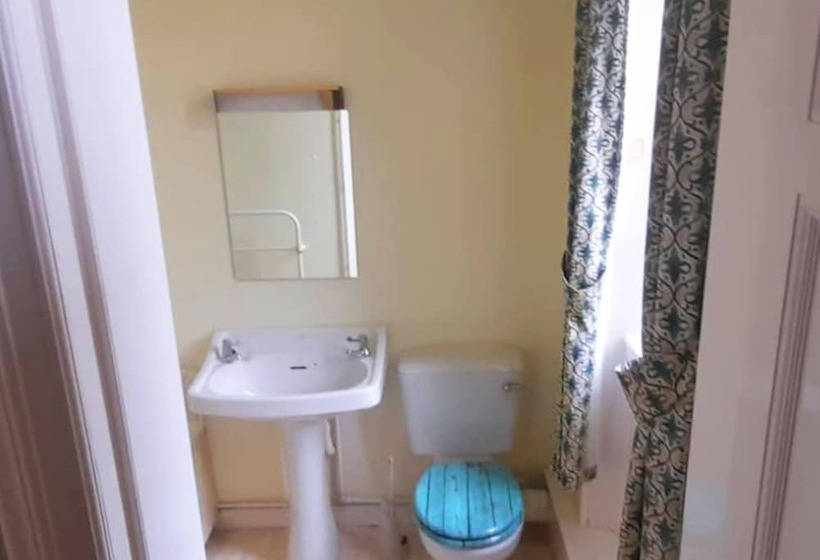 بنسيون The Falls Value Rooms At Aultnagar Estate