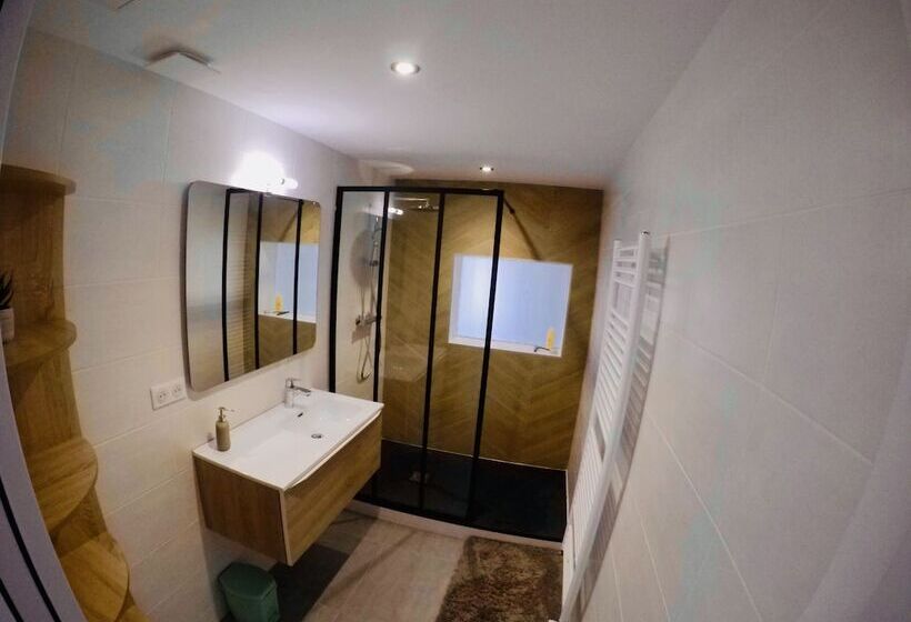 Пансион Charming & Cosy Rooms Nantes