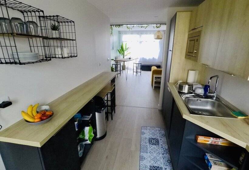 Пансион Charming & Cosy Rooms Nantes