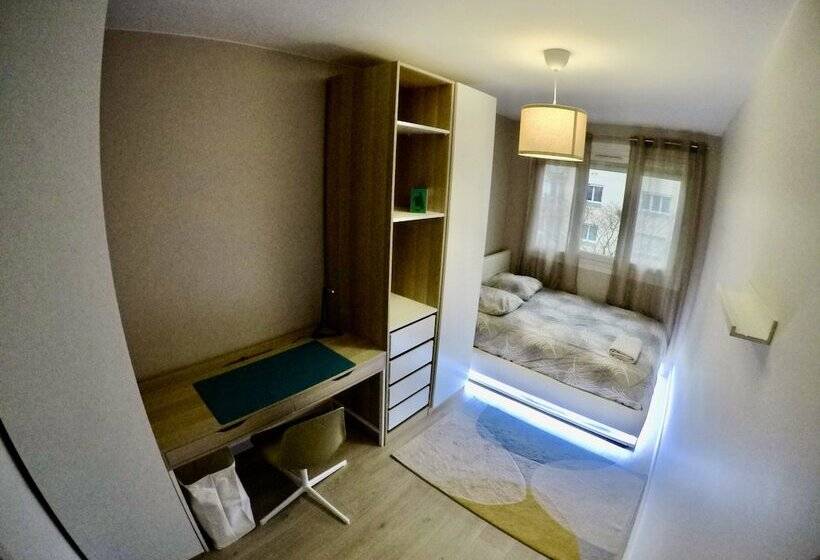 Пансион Charming & Cosy Rooms Nantes