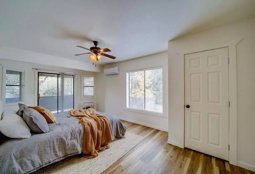 Pet Friendly Payson Cabin W/ Game Room!
