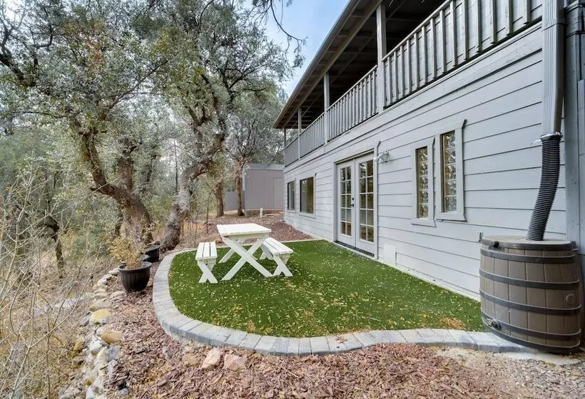 Pet Friendly Payson Cabin W/ Game Room!
