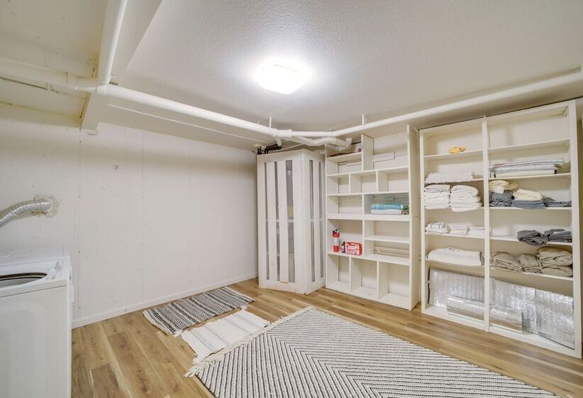 Pet Friendly Payson Cabin W/ Game Room!