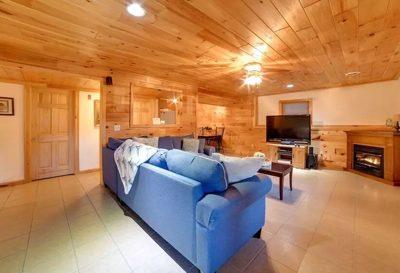 Romantic Afton Escape W/ Fire Pit & Scenic Views