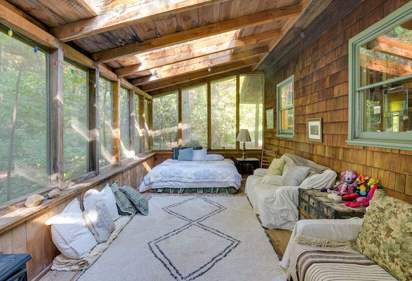 Secluded Cohasset Home W/ Pool & Screened Porch!