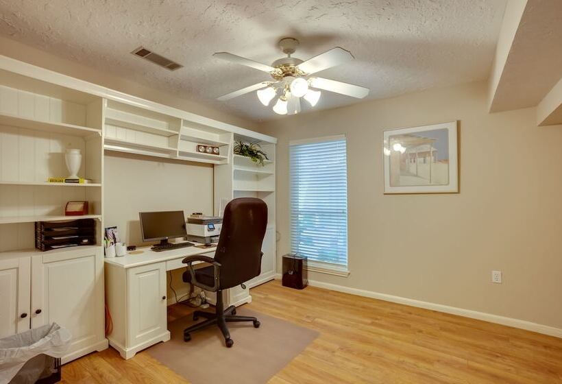 Serene + Spacious Spring Home W/ Forest Views!