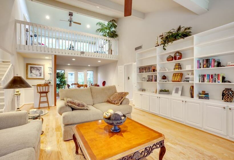 Serene + Spacious Spring Home W/ Forest Views!