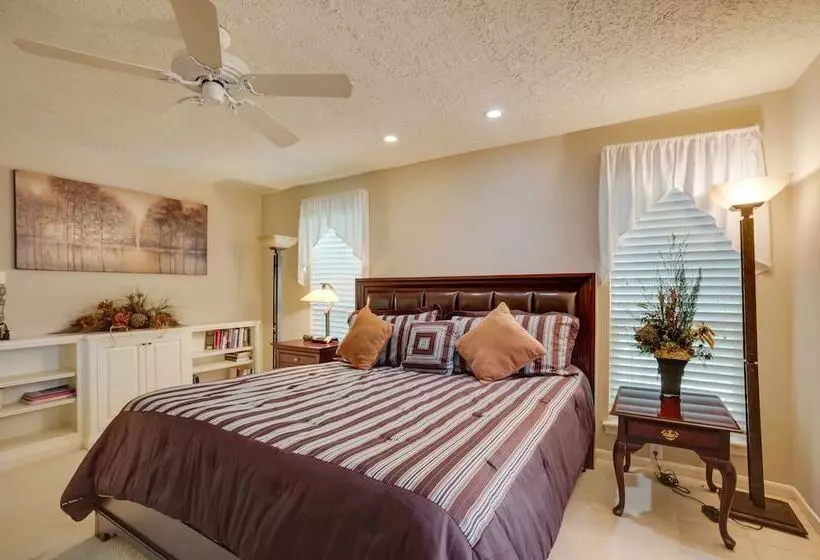 Serene + Spacious Spring Home W/ Forest Views!
