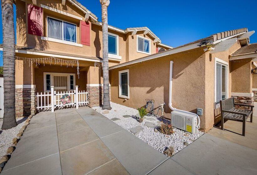 Spacious Lake Elsinore Home W/ Pool & Hot Tub!