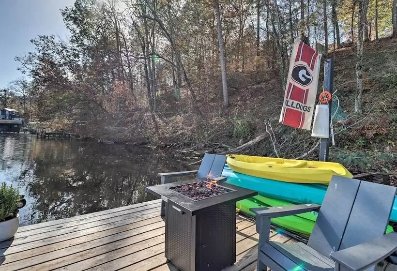 The Chalet On Sinclair  W/ Private Dock & Kayaks!
