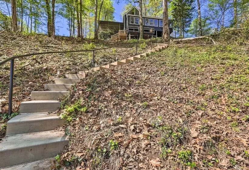 The Chalet On Sinclair  W/ Private Dock & Kayaks!