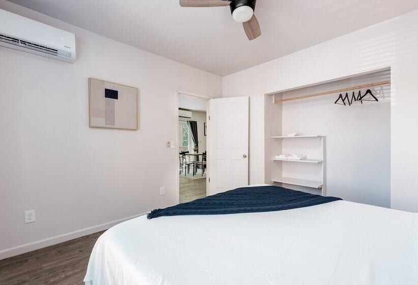 Two Stylish 2br Apt Cozysuites W Parking