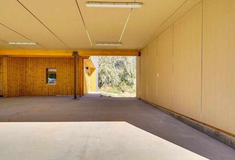 Unique Grand Junction Guest Suite W/ Gas Fire Pit!