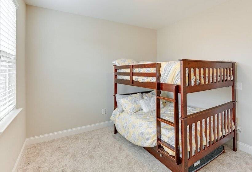 Updated Hendersonville Home W/ Fireplace!