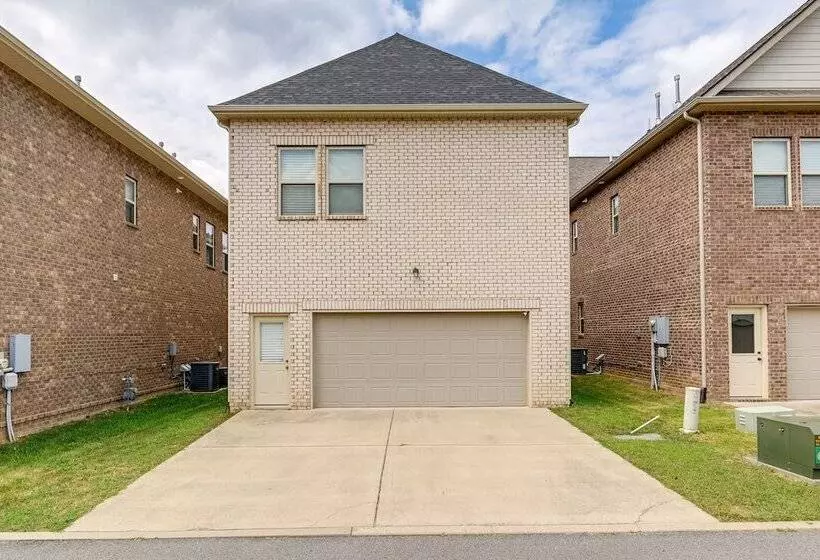 Updated Hendersonville Home W/ Fireplace!