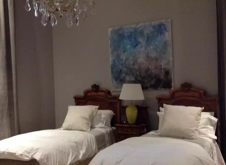 ベッドアンドブレックファースト Elena Hotel Boutique
