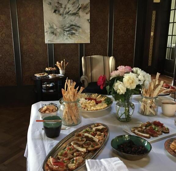 مبيت وإفطار Elena Hotel Boutique