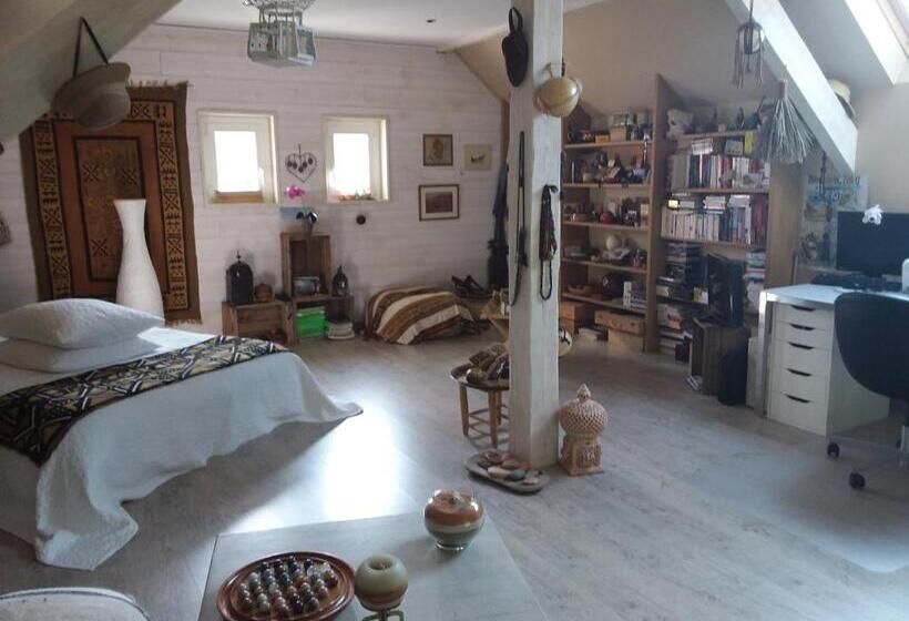 ベッドアンドブレックファースト Le Grivé