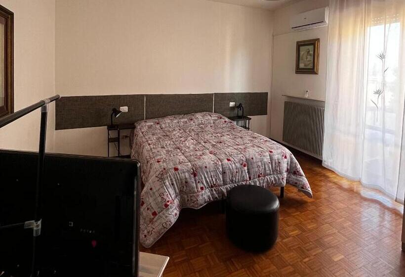 ベッドアンドブレックファースト R&b Emilia