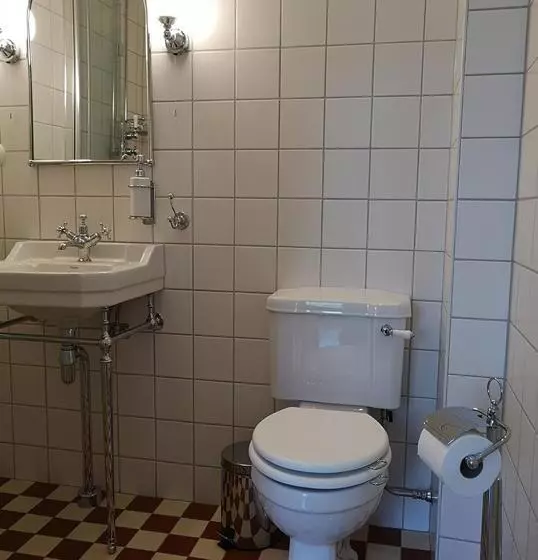 Hoby Gård B&b