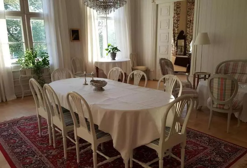 Hoby Gård B&b