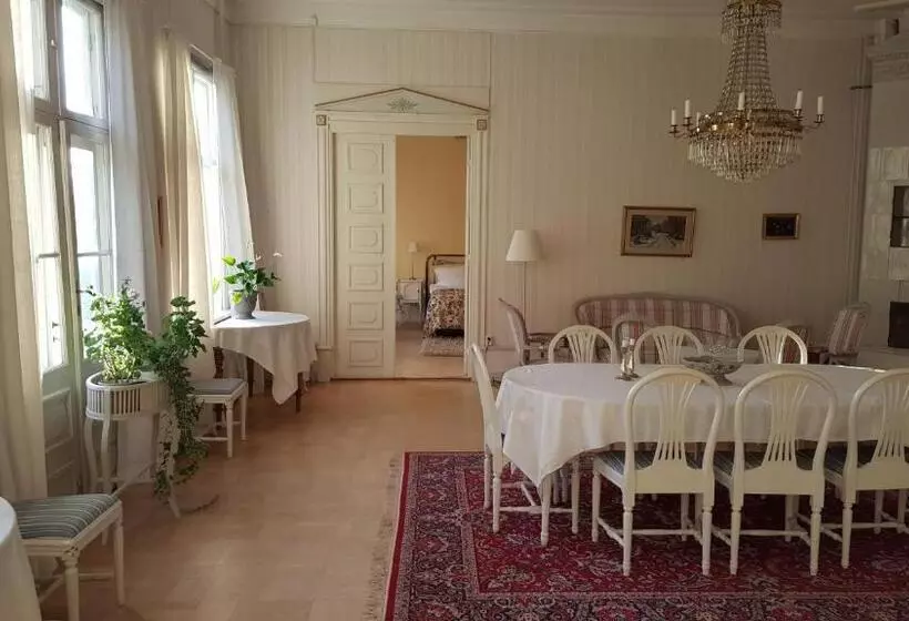 Hoby Gård B&b