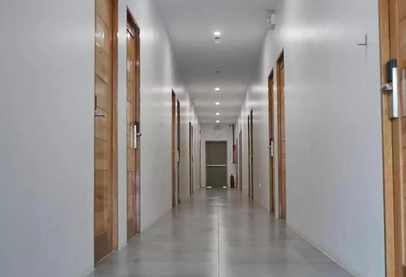 ホテル Bambu Suites