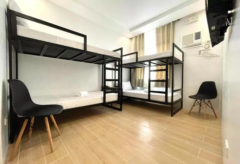 ホテル Bambu Suites